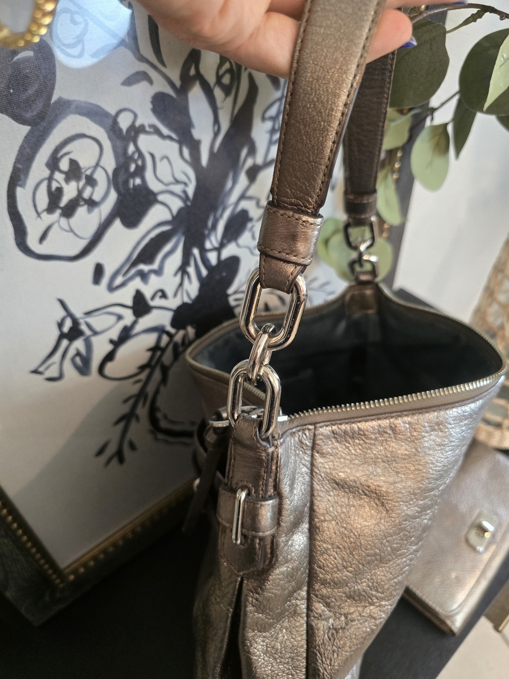 Coach Chelsea Ashlyn Metallic Pewter Leather Turnlock Hobo Bag With Wallet - Picture 9 of 16